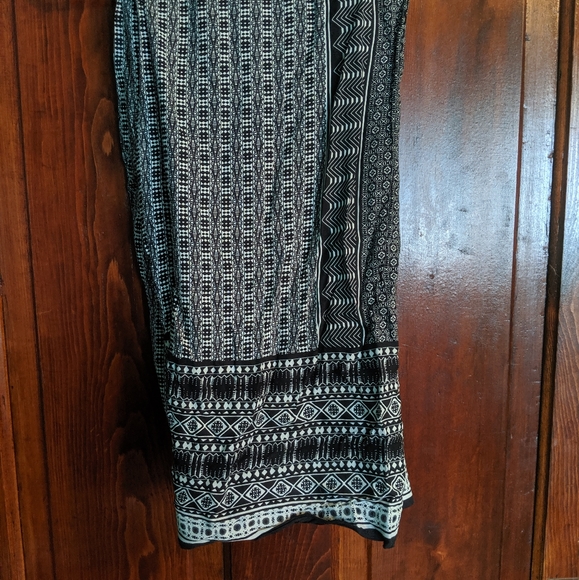 Ava Christian black & white pants - Picture 2 of 3